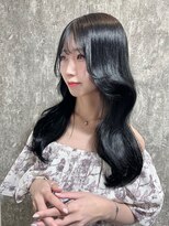 アンジェロ カリノ(Angelo Carino)&nbsp;暗髪/黒髪スタイル/韓国ヘア/くびれ巻き/韓国風