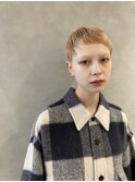 20代30代40代おしゃれ好きの方におすすめブリーチベリーショート
