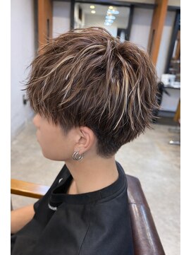 リドル ヘアー 駒生店(Riddle HAIR) ワックスだけで決まるハイライトショート