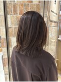 大人可愛いミディアムレイヤーひし形シルエット20代30代40代
