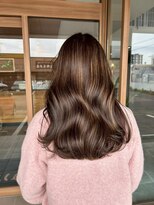 ビーグレイス パティオ ゆる巻きロング×20代艶ブラウン
