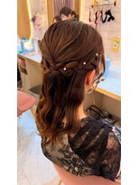 ヘアアレンジメント ボガスティーズ 溝の口店(Hair arrangement Vogusty's)&nbsp;ハーフアップ/編みこみ/おでかけ/デート/撮影会/推し活