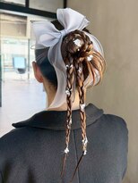 シオン(shion)&nbsp;ロング顔周りレイヤー韓国ヘアおくれ毛_ba587032