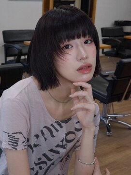 ピープス 逗子 葉山(PEEPS) 切りっぱなし×顔まわりレイヤーボブ