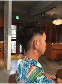 ツーブロックショートスタイル