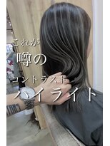 イェッカ(YECCA)&nbsp;立体的筋間を叶えるコントラストハイライト＊