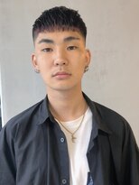 フランクスバーバーリザーブ 人形町店(FRANK’S BARBER RESERVE) クロップスタイルフェード y