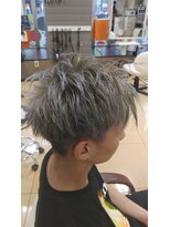 ヘアーズ ベリー 小林店(hairs BERRY) グレー