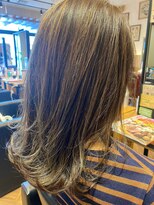 フレンズ 山鼻店(friend's)&nbsp;髪質改善ハイライトカラーブリーチトリートメントセミロング