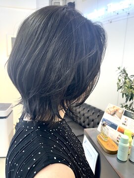 ナンバースリー 溝の口店(Number Three) レイヤーボブ