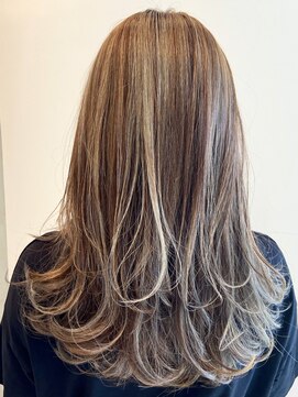 エテ(Ete) 透明感ハイライト