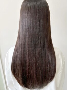 【城南】“究極の髪質改善”で髪質を改善しながら、髪の根元からハリコシのあるしなやかな健康的な美髪に♪