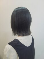 ラム(Rum)&nbsp;暗めオリーブグレー×切りっぱなしボブ☆