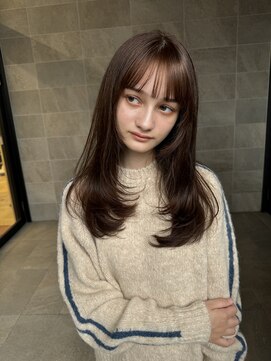 スニュウ(snuw) レイヤーカット/透明感カラー