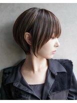 カライングドゥ(ing deux) 大人可愛い20代30代40代黒髪前下がりショートボブ丸みショート◎