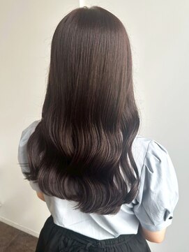 ベルフェミンキルン(Belle femin kilun) 髪質改善 ロングヘア アッシュブラウン 艶髪 20代　韓国風巻き