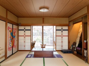 桜そわかの写真/自然の恵みがそのまま息づく、100%天然のヘナと藍を使用したオーガニックカラー。髪と心に、植物が咲く。