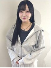 【レイヤー、ウルフカット個性派スタイル】イシザワ ユミ