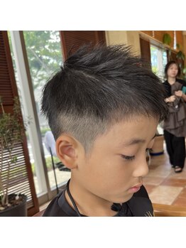 スナッグバイミュゼ(SNUG*musee)の写真/《キッズスペースあり☆》小さいお子様がいて何処かに預けないと美容院に行けないという方にオススメ♪