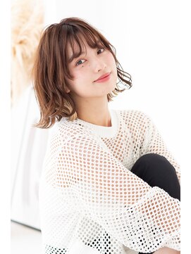 トティア 堀江(Totia) 【Totia堀江】外ハネクラシカルボブ×ヘーゼルベージュ