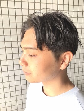 オーパスクリエ (OPUS CREER) センターパートニュアンスパーマ