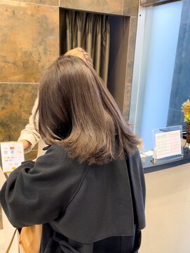 シュヴー 浦安店(CHEVEUX) ［千葉／浦安／三谷］透明感up 9トーングレージュカラー