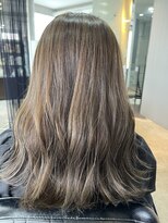 ニーゼロゼロナナ(2007)&nbsp;ベージュカラー