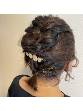トレパルッキエーレサカイ(tre parrucchiere sakai) ［-tre-］ボブヘアアレンジ