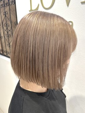 ラビス 池袋(Lovis) ワンレン/ネビージュ/エクステ/インナーカラー/韓国/池袋