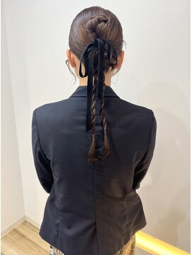 ハノン(Hanon) カチモリ風お呼ばれヘア