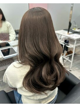 クム(kumu) 【kumu】 ロングレイヤー/顔周りカット/栄/名古屋