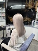 ホワイトベージュカラー