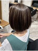 大船駅切りっぱなしミディアムボブレイヤーオリーブブラウン40代