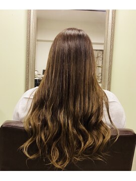 サロン ド バカラ(salon de vacala) ハイトーン白髪ぼかし