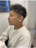 スパイキーショートヘアハイツ―ブロックフェードカット