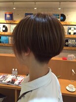 ハイヴ ヘアライン(Hi-ve hairline)&nbsp;フェードショートボブ