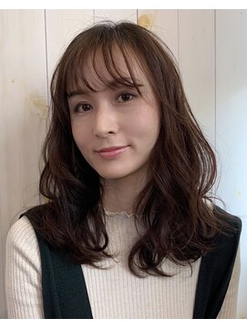 ステラ(STeLLa) 【STeLLa京橋】大人の透け感とゆるやかウェーブヘア【近藤】