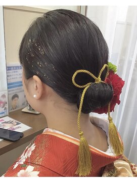 コアフィールフィス(COIFFURE fils) 《見附　今町》成人式　黒髪　金箔ヘアセット　リボン飾り