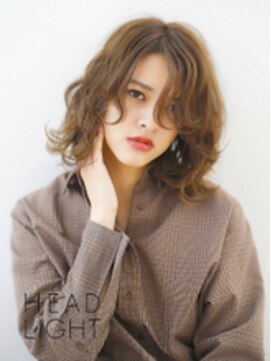 アーサス バイ ヘッドライト 三島店(ursus by HEADLIGHT) 大人かわいいミディアムボブ