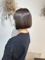 ルッツ カオラ(Ruttu KaoLa) ツヤ感ミニボブ*