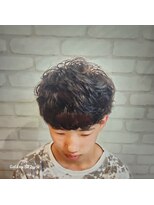 ワイズヘアラウンジキロット(Y’s hair lounge Kilotto)&nbsp;スペインカール風パーマ