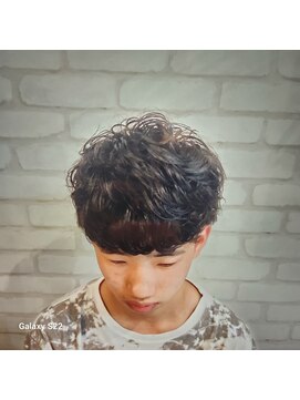 ワイズヘアラウンジキロット(Y’s hair lounge Kilotto) スペインカール風パーマ