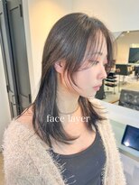 トレス(TRESS)&nbsp;ロング　フェイスレイヤー　前髪　オリーブカラー　原宿　表参道