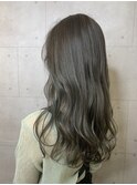 くすみグレージュ