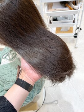 シュヴー 浦安店(CHEVEUX) 7トーン　オリーブベージュ　レイヤーカット