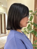 ★黒髪ボブ外ハネ縮毛矯正ストレート流れる前髪結べるボブ銀座