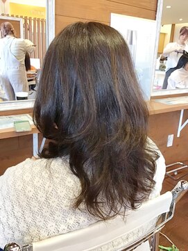 ピールアーク(peal ark) セミロング×デジタルパーマ