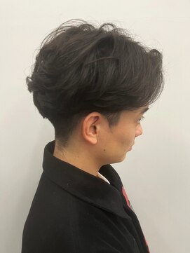 セプト 博多(SEPT.) ニュアンスパーマ ツーブロック 爽やか メンズショート 20代