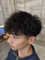 リット(lit.)&nbsp;MEN’S HAIR/サーフカール/刈り上げセンターパート/守谷