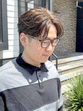 ヘアーアトリエ ラフェル(hair atelier Rafel) フェザーパーマ センターパート